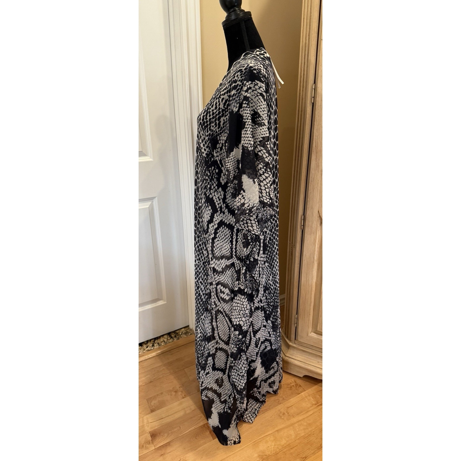 True Colours La Moda Sheer Coverup Caftan Maxi Dress Size O/S~Nwt — image 2 of 3